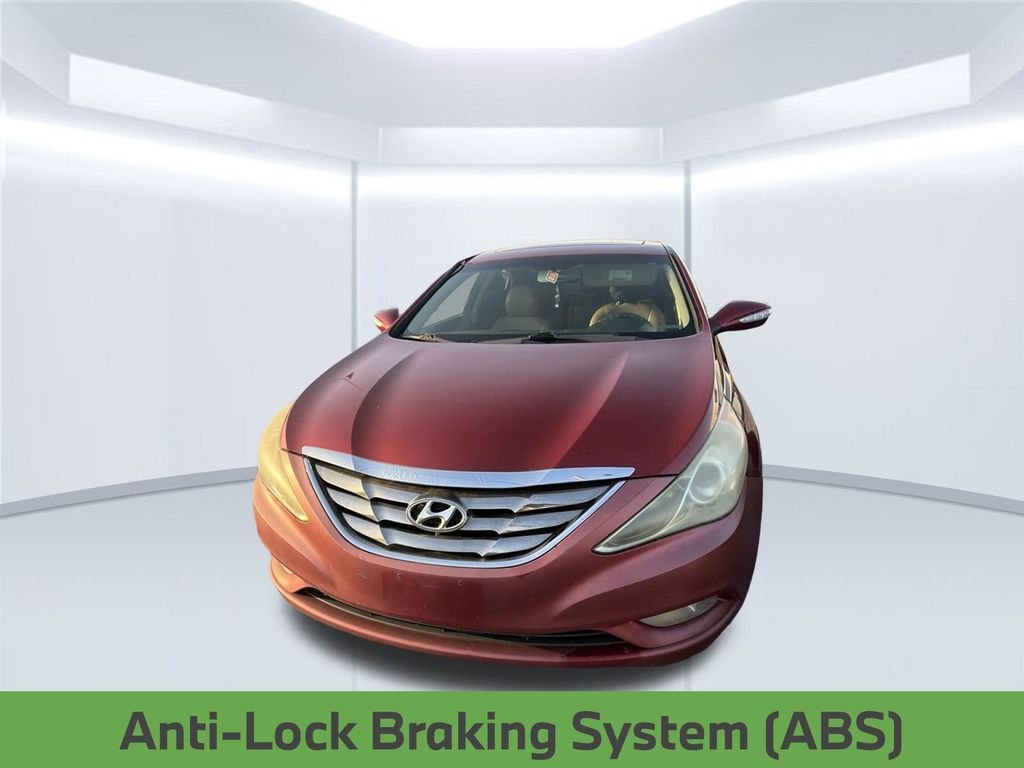 Used 2011 Red Hyundai Limited image 5