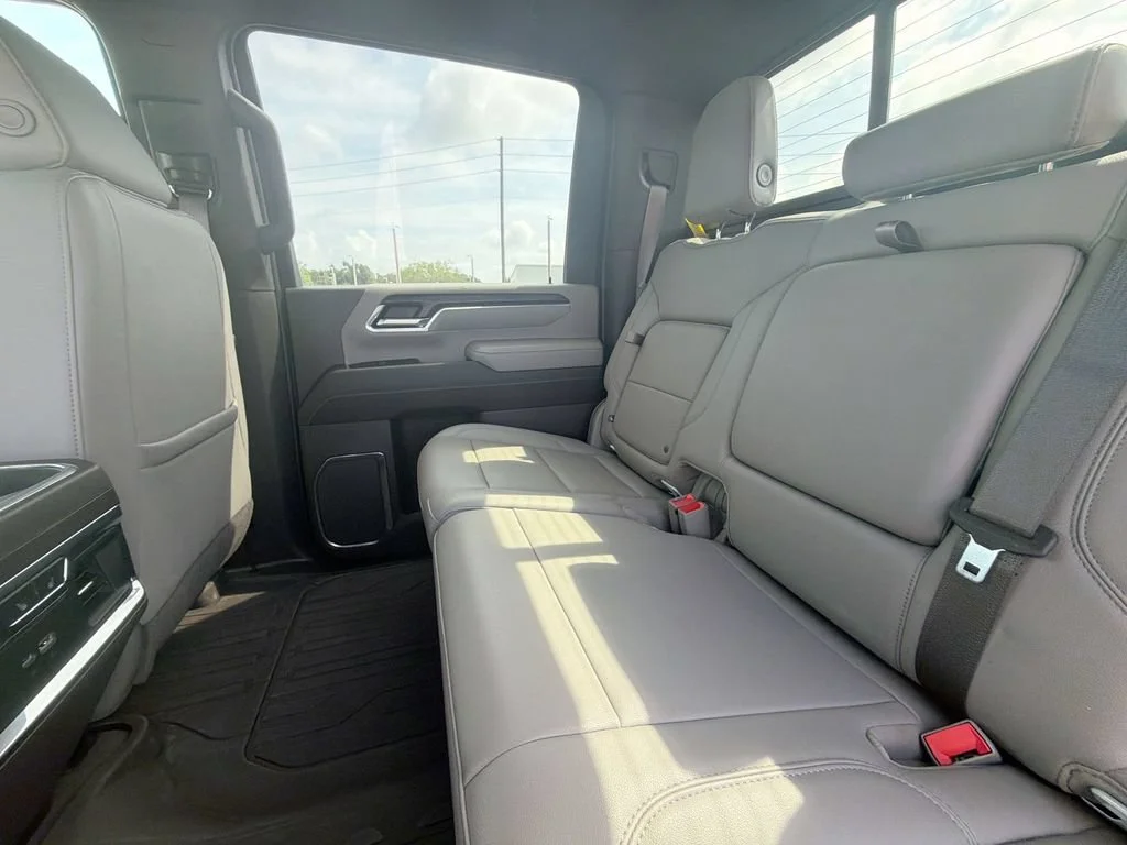 2024 GMC Sierra 2500HD SLT - Photo 14