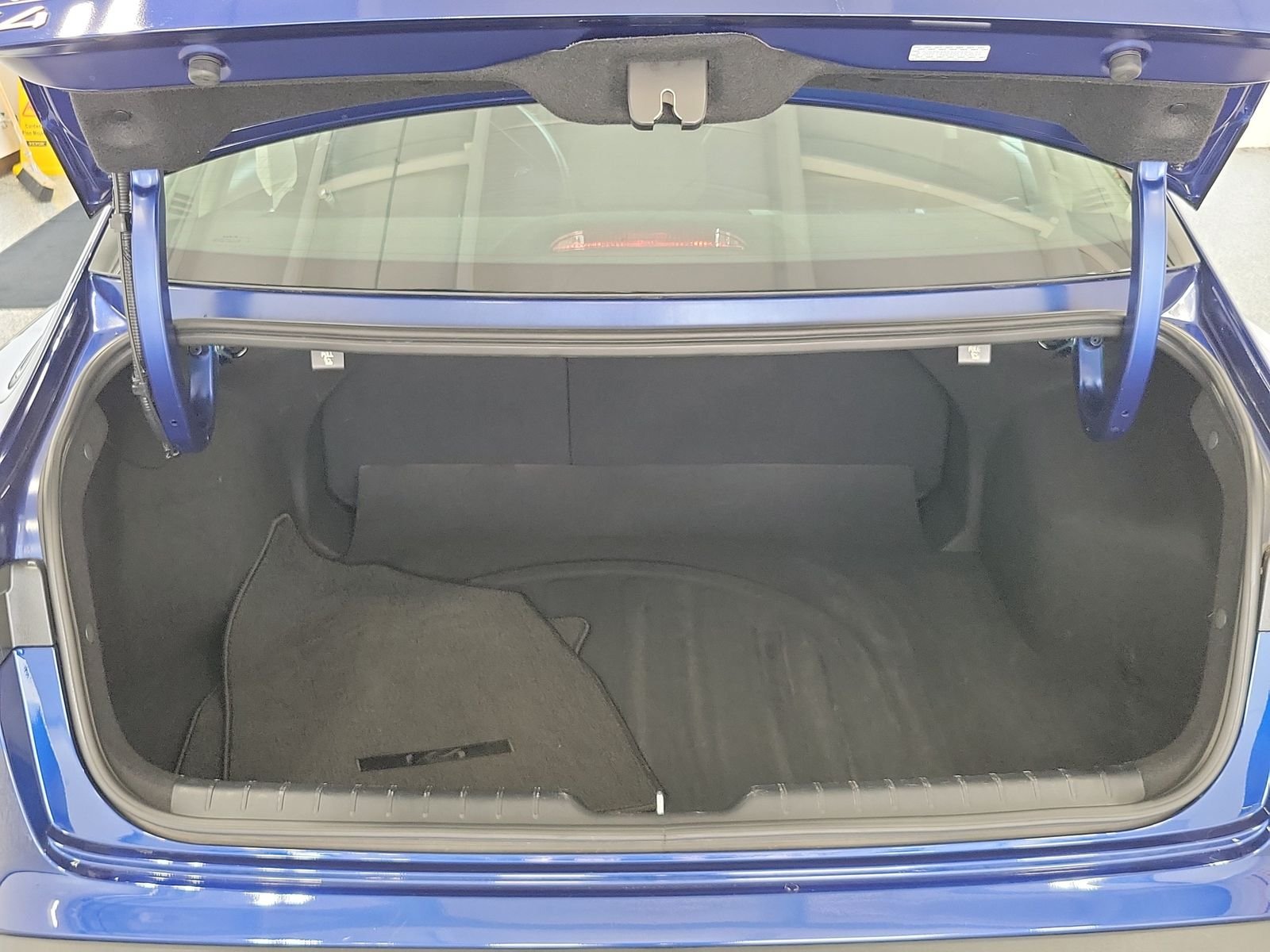 Certified Used 2025 Blue Kia LXS image 28