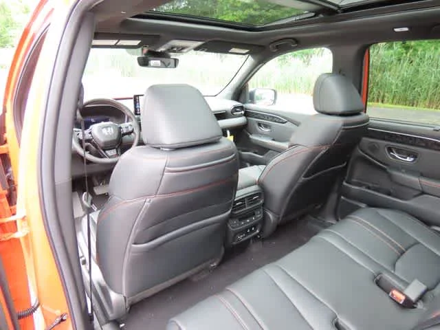 New 2026 Sunset Orange Honda TrailSport Elite image 13