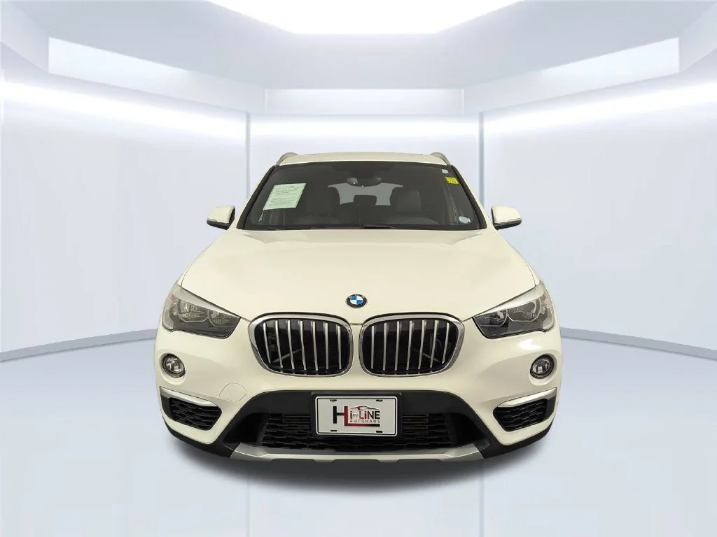 Used 2018 White BMW xDrive28i image 56