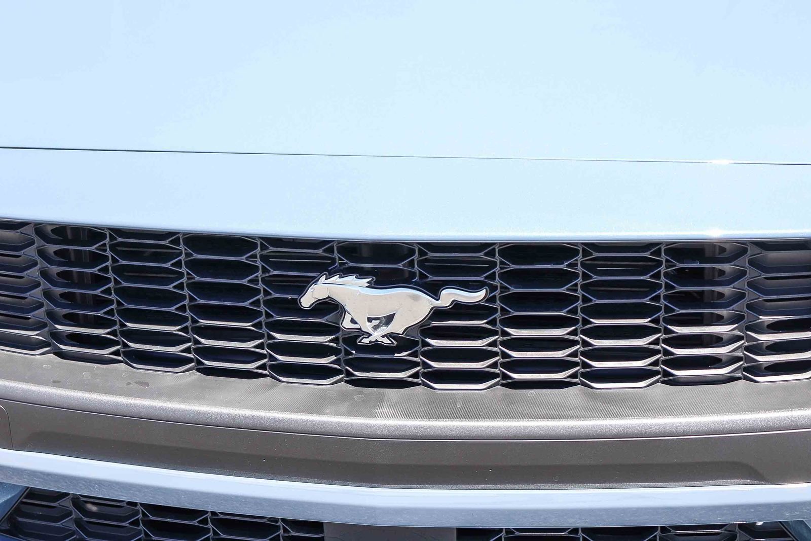 2026 Ford Mustang EcoBoost - Photo 11