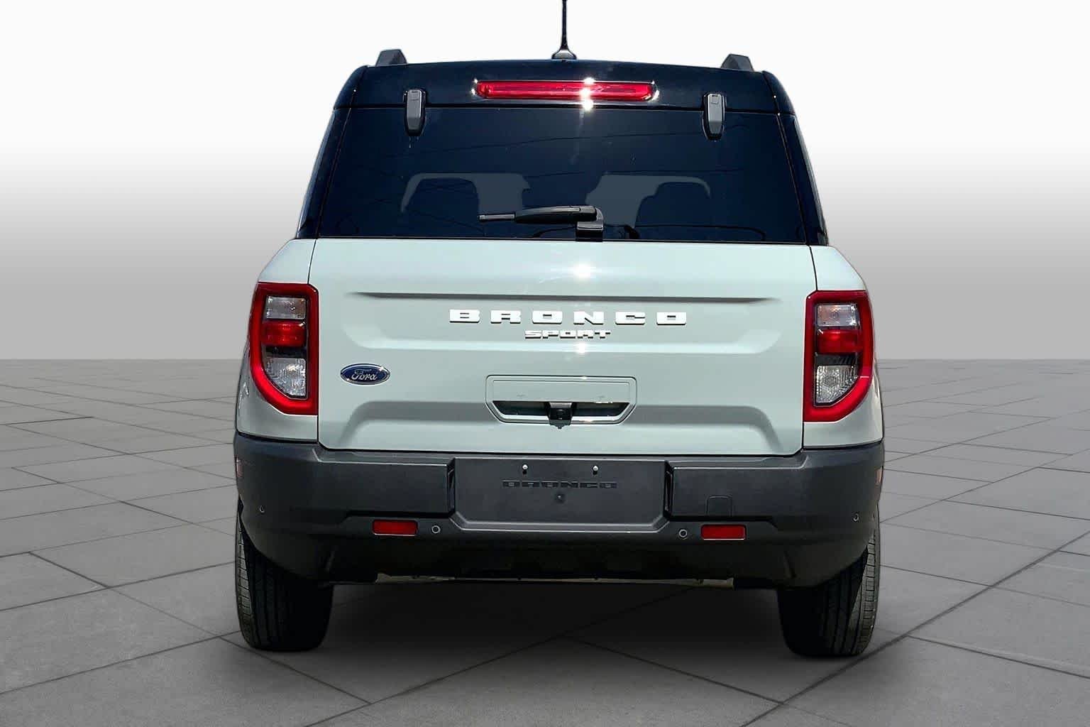 Used 2022 Cactus Grey Ford Outer Banks image 5