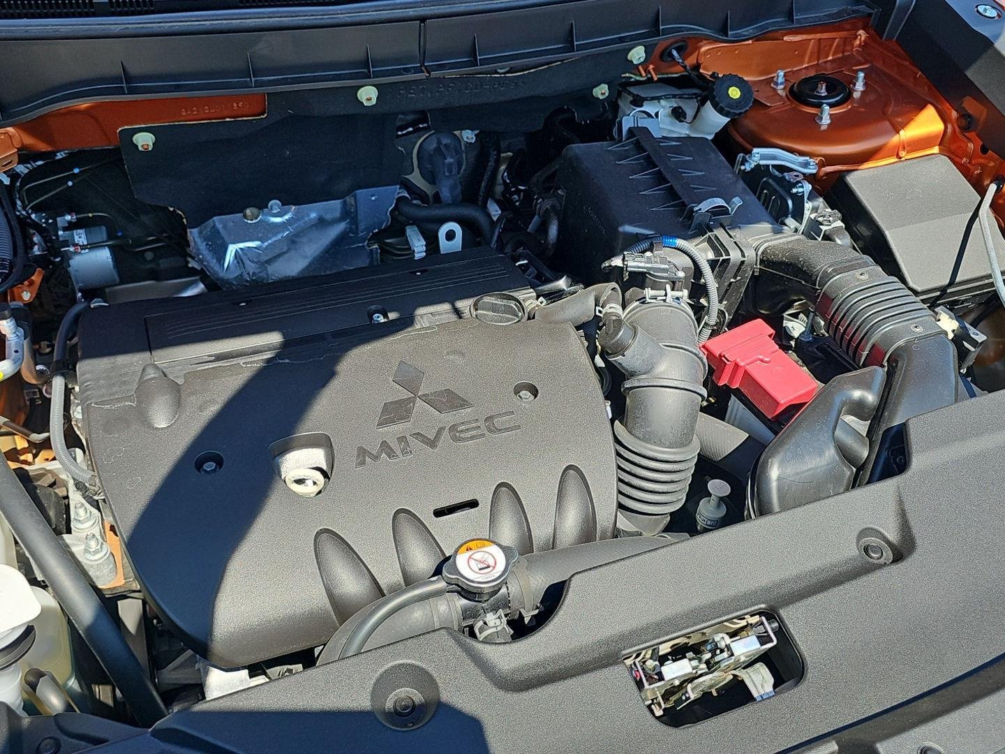 Used 2025 Sunshine Orange Metallic Mitsubishi ES image 33