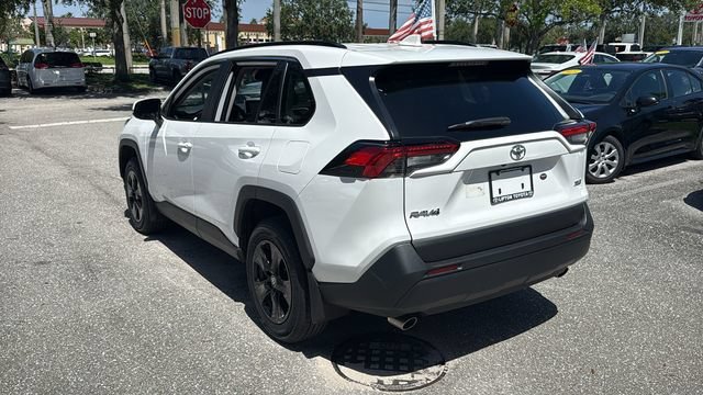 2025 Toyota RAV4 5