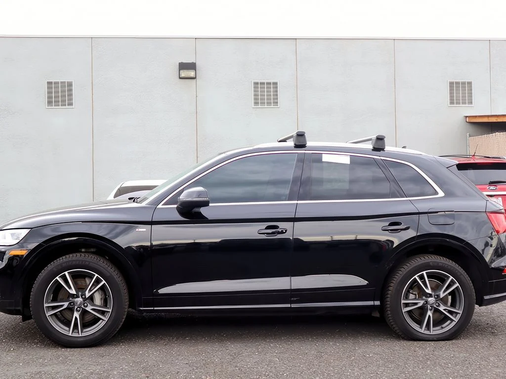 Used 2020 Mythos Black Metallic Audi Premium Plus image 4