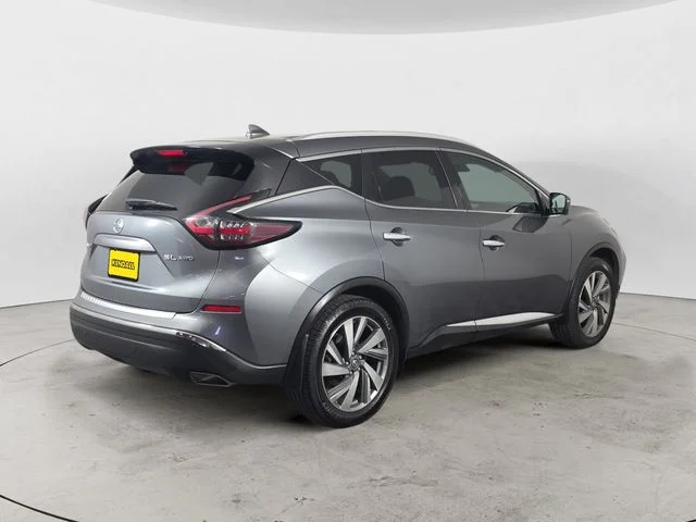 Used 2020 Gun Metallic Nissan SL image 5