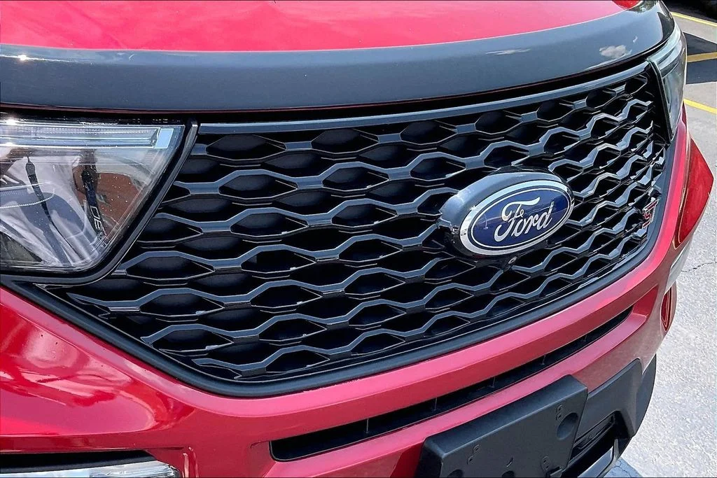 Used 2020 Red Ford ST image 31