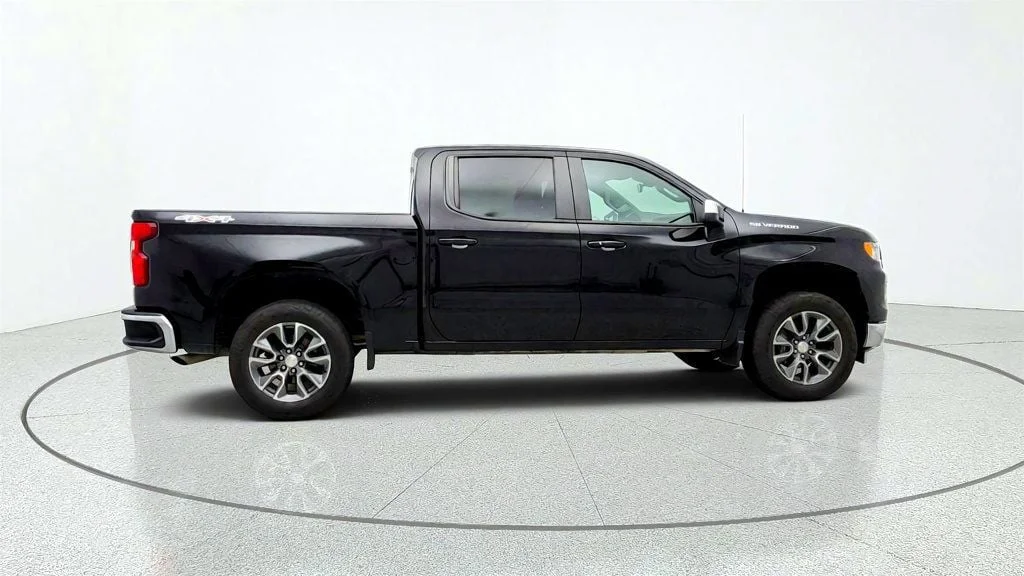 Used 2022 Black Chevrolet 4WD Crew Cab 147