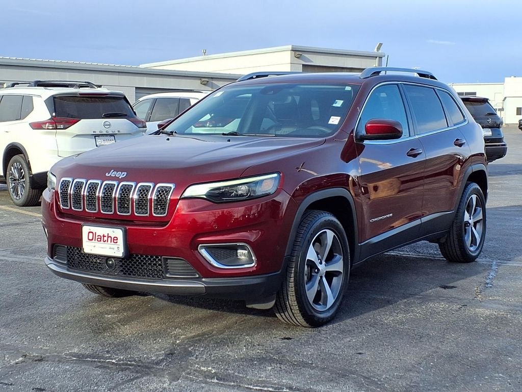 Used 2021 Jeep Cherokee Limited with VIN 1C4PJMDX2MD235119 for sale in Kansas City