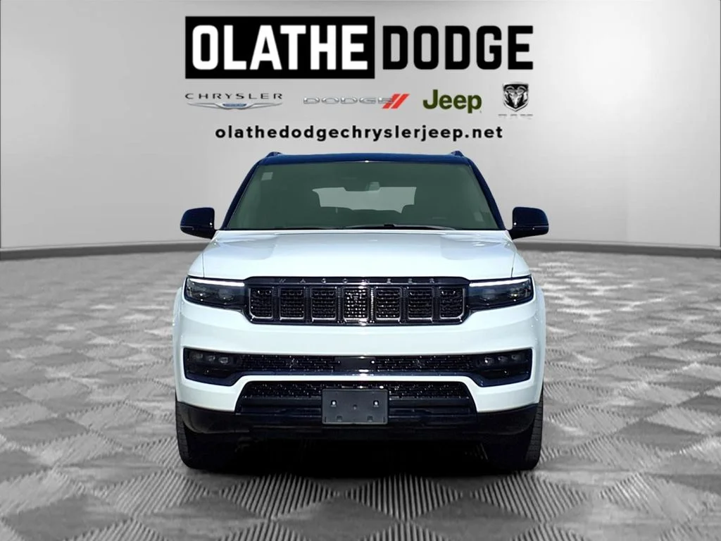 Used 2024 White Jeep Series II image 33
