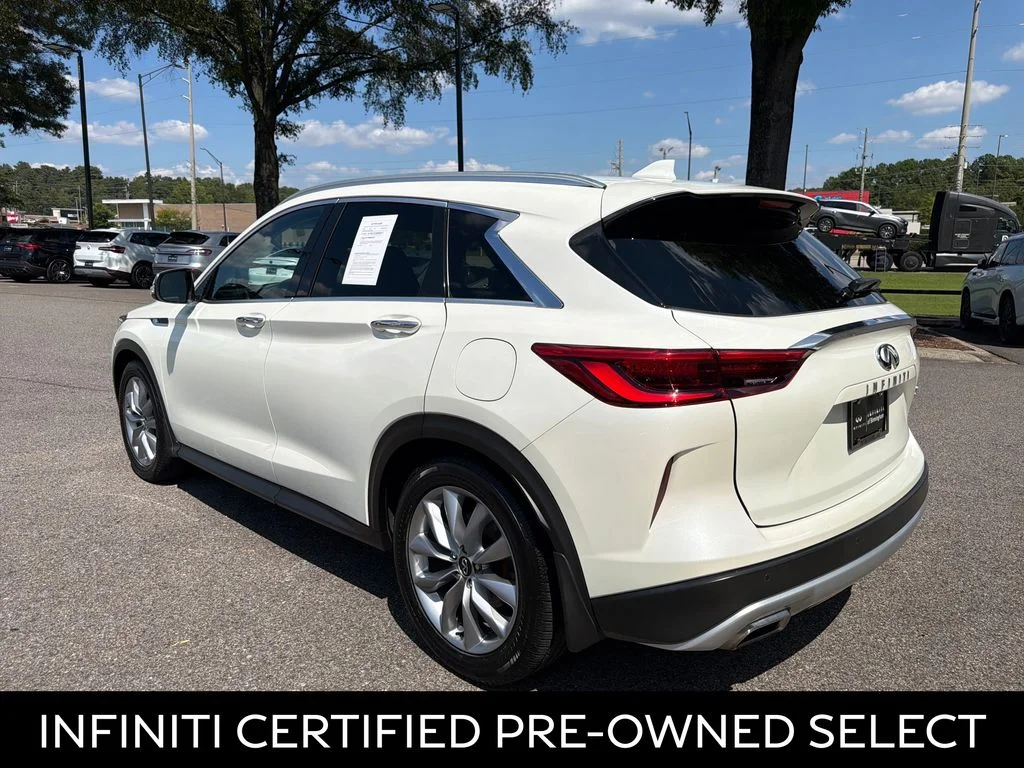 Certified Used 2020 Majestic White INFINITI LUXE image 9