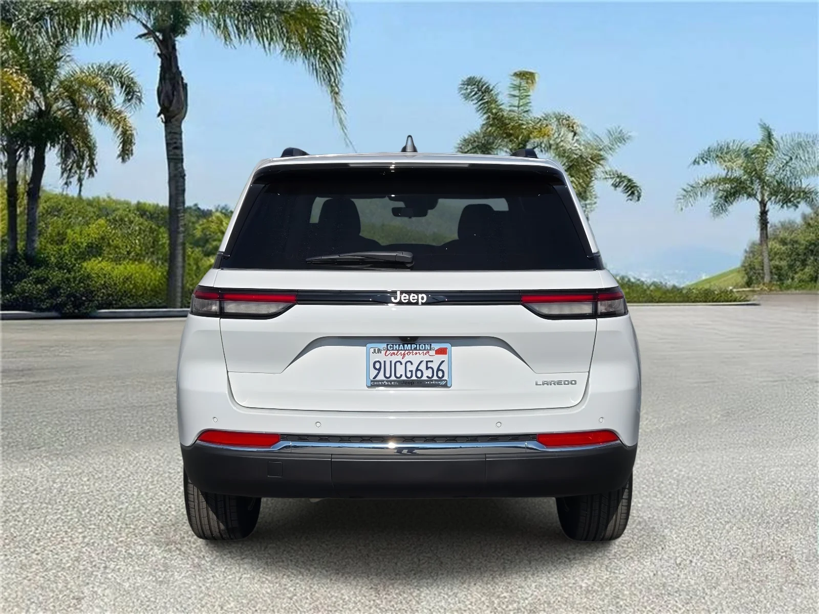 2025 Jeep Grand Cherokee Laredo - Photo 5