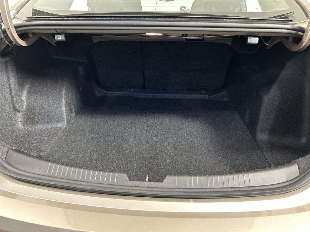Used 2025 Gray Chevrolet LT image 19