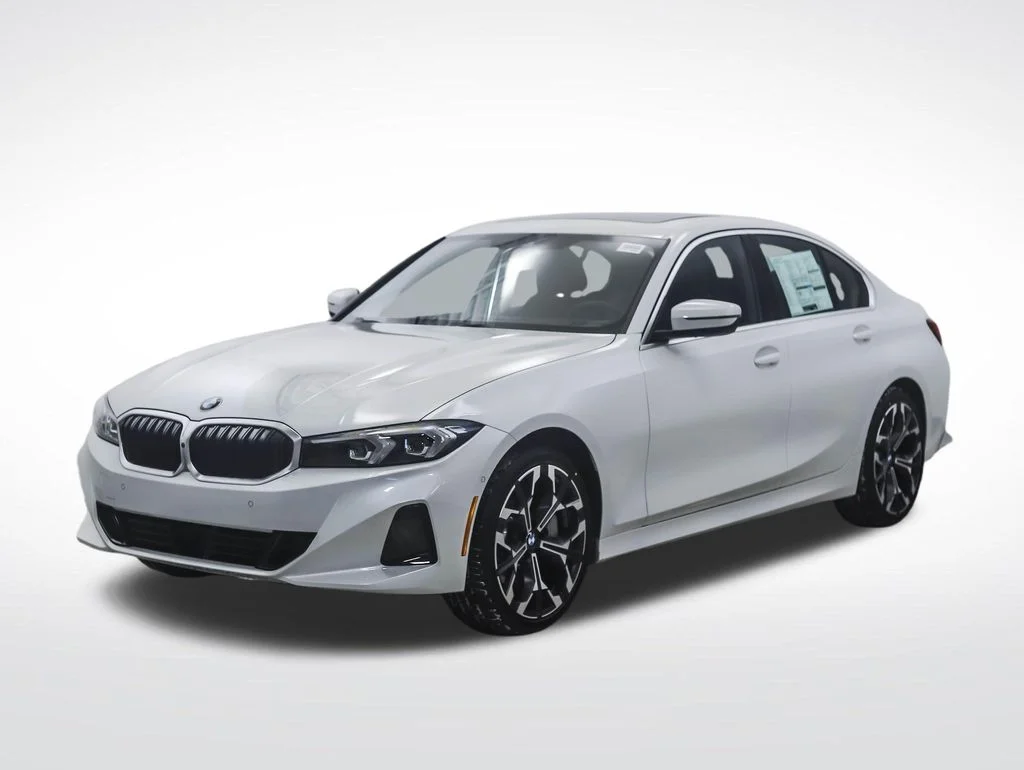 2026 BMW 3 Series 330i xDrive Sedan's photo