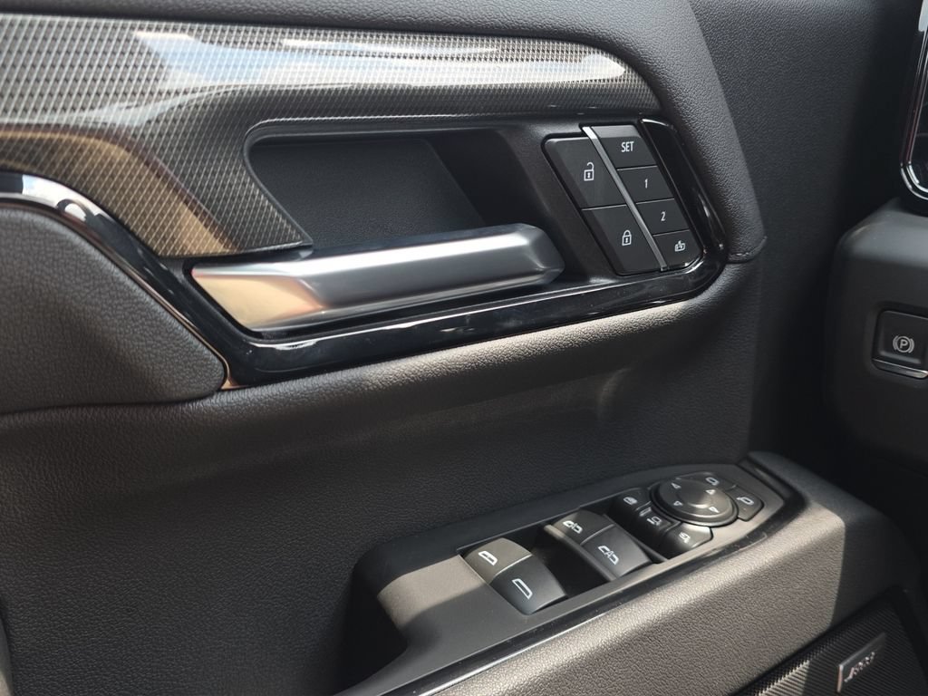 2026 GMC Sierra 2500HD AT4 - Photo 11