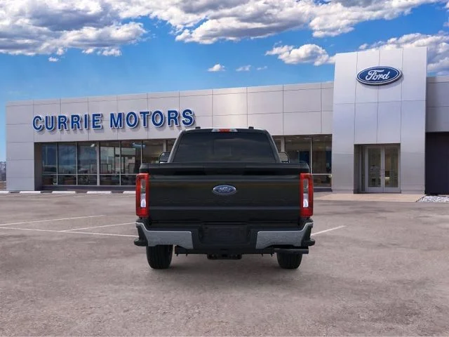 New 2026 Agate Black Metallic Ford XLT image 5