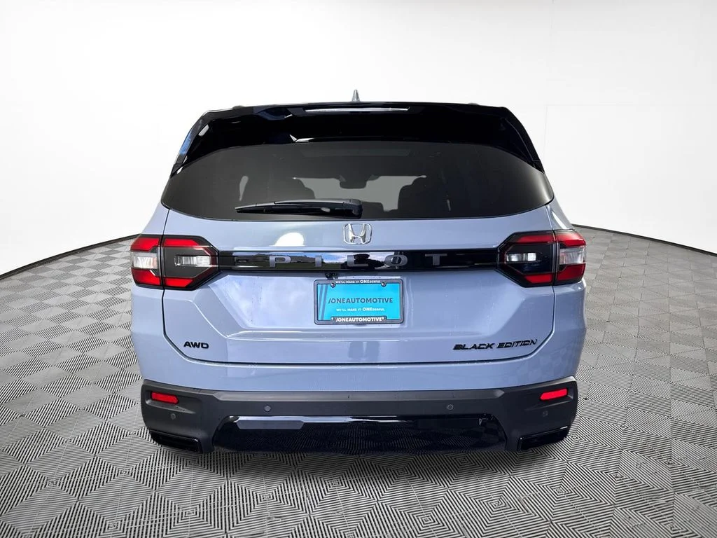 New 2026 Sonic Gray Pearl Honda Black Edition image 10