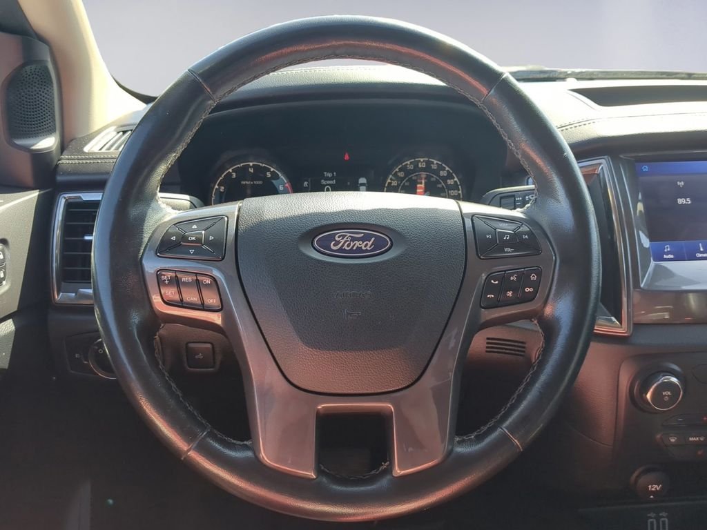Used 2023 Carbonized Gray Metallic Ford Lariat image 15