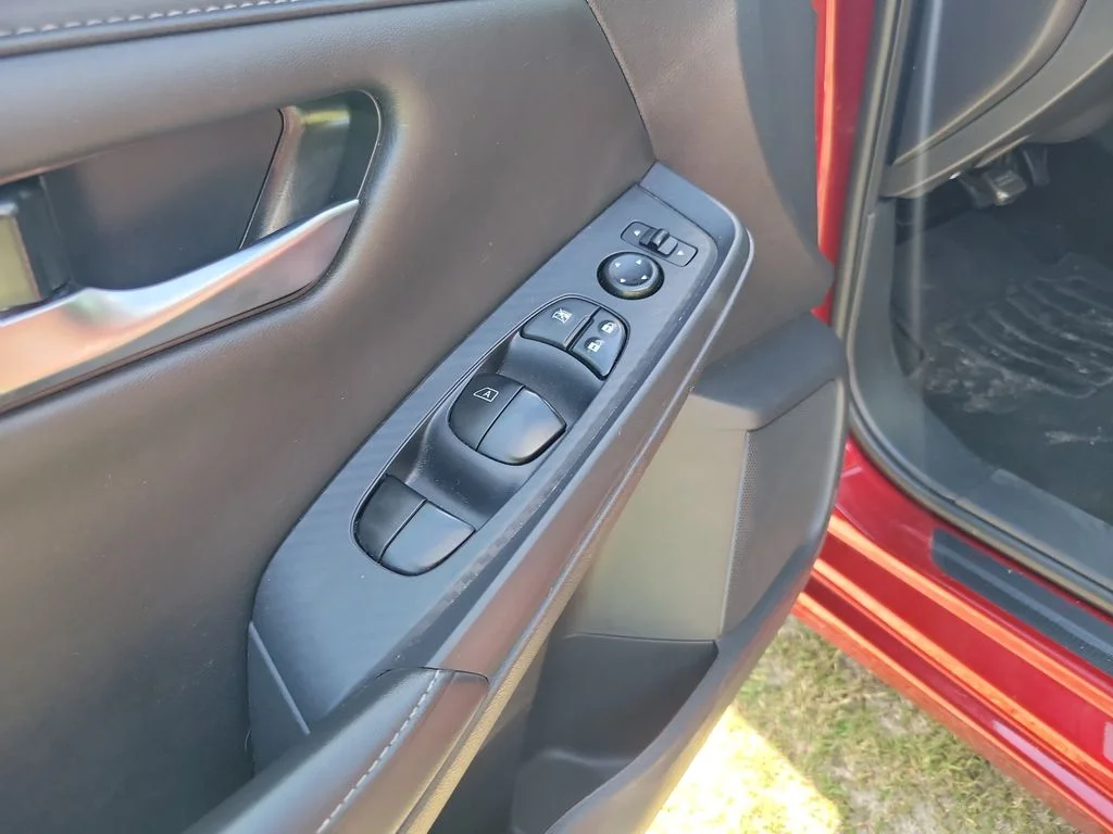 Used 2024 Red Nissan SV image 17