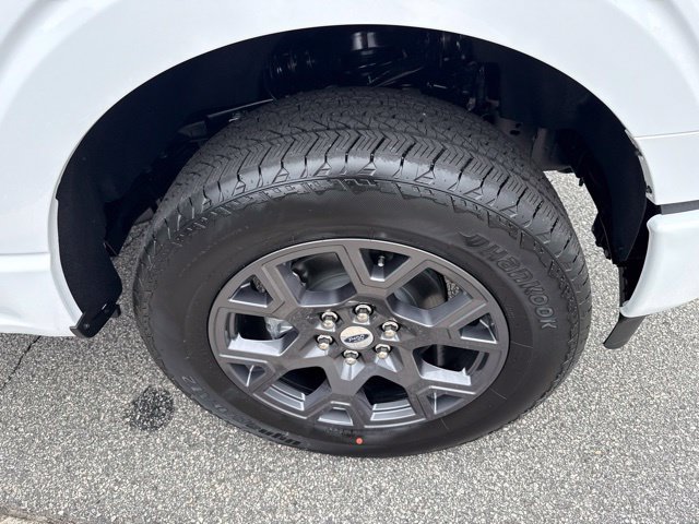 New 2026 Oxford White Ford STX image 13