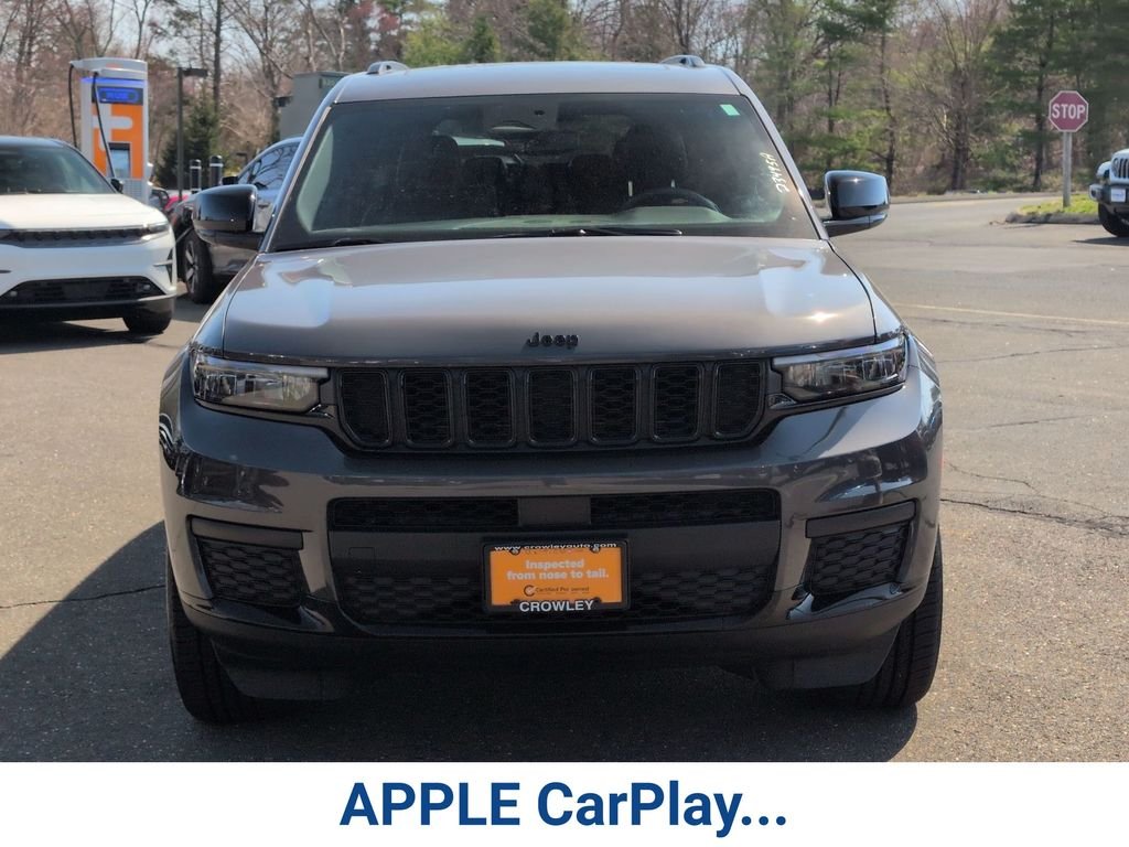Certified Used 2023 Gray Jeep Altitude image 10