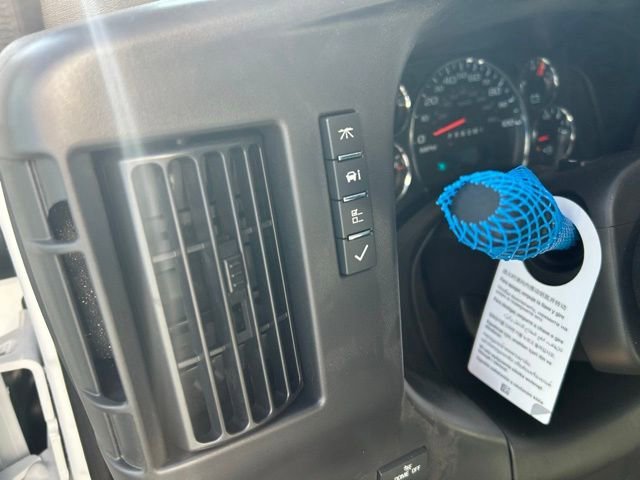 2025 Chevrolet Express Cargo Work Van - Photo 16