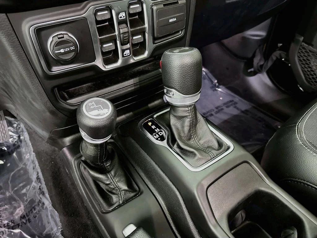 Used 2023 Black Jeep Sport image 16