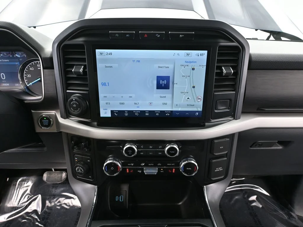 Used 2023 Blue Ford XLT image 35
