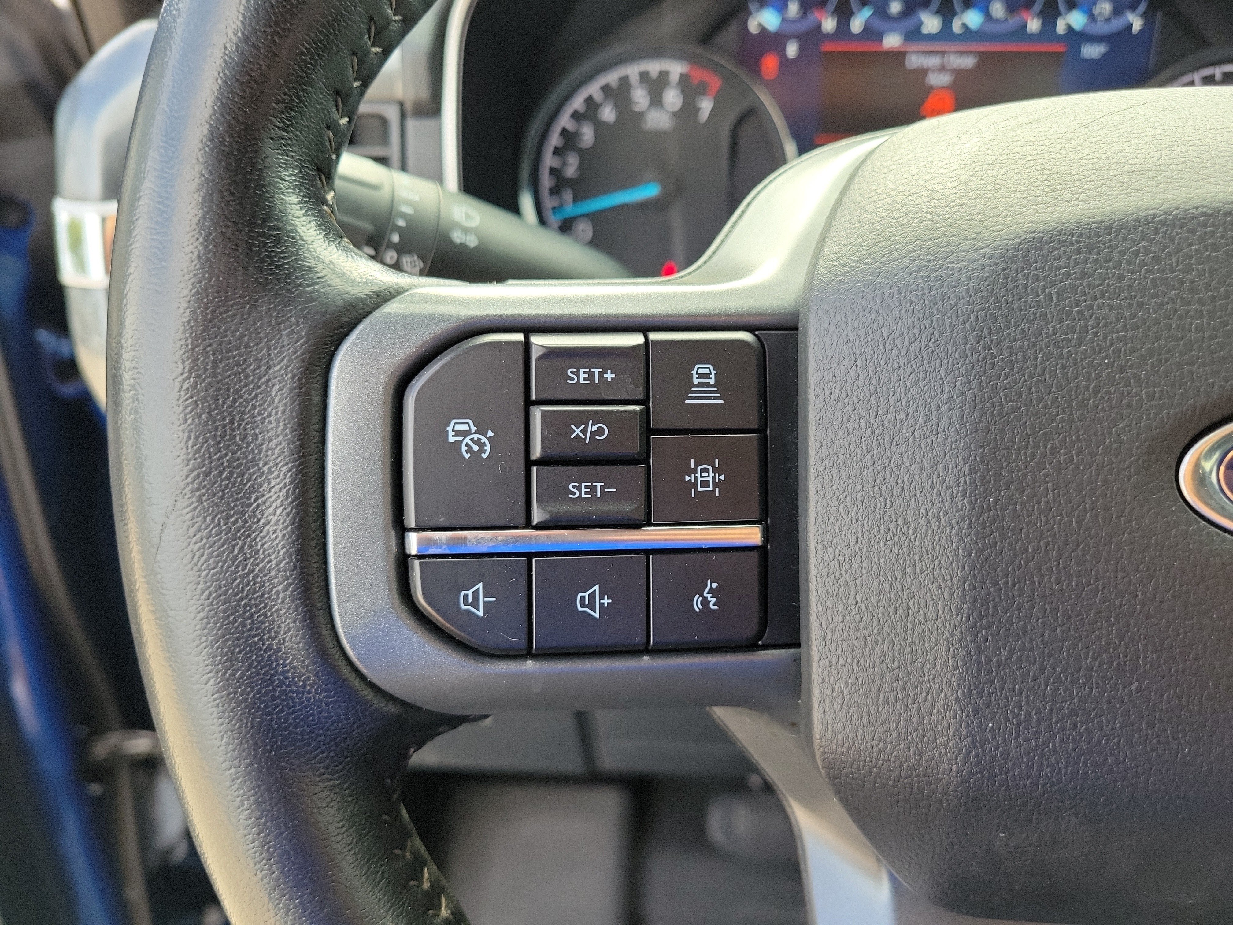 Used 2022 Blue Metallic Ford XLT image 24
