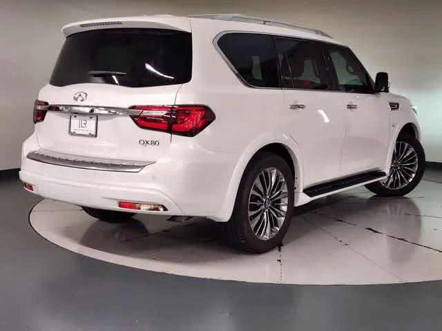 Used 2020 Moonstone White INFINITI LUXE image 2