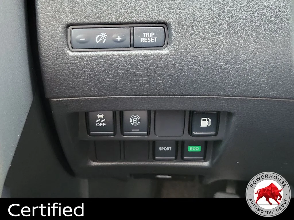 Used 2020 Blue Nissan S image 26