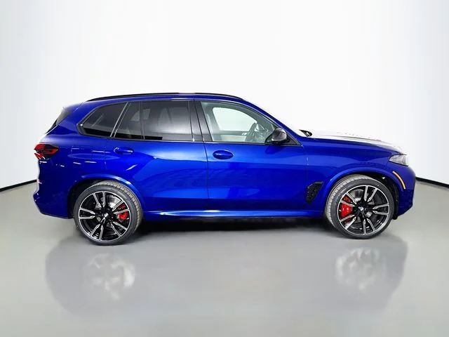 New 2026 Blue BMW M60i image 8
