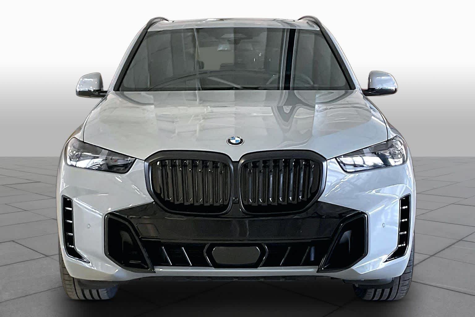 New 2026 Brooklyn Grey Metallic BMW xDrive40i image 3