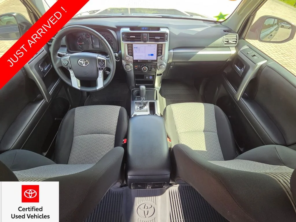 Certified Used 2024  Toyota SR5 image 4