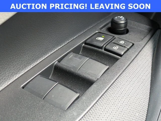 2026 Toyota Corolla LE - Photo 21