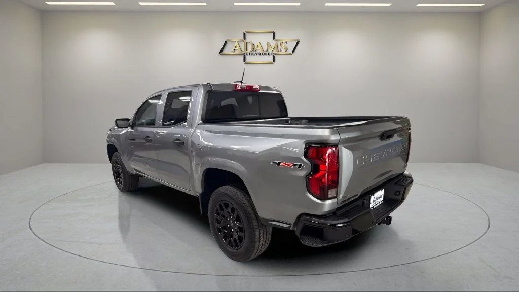 2026 Chevrolet Colorado Work Truck - Photo 4