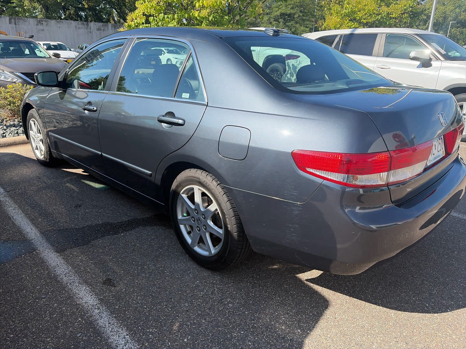 Used 2004 Gray Honda EX image 5