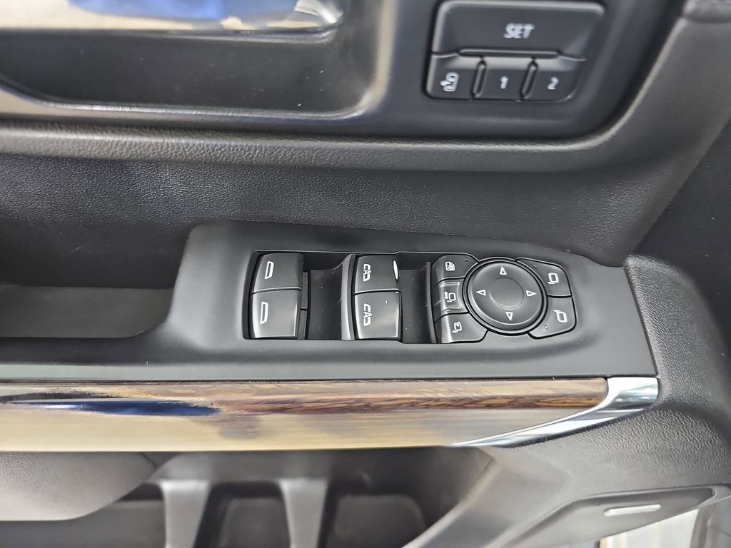 Used 2022 Summit White Chevrolet High Country image 33