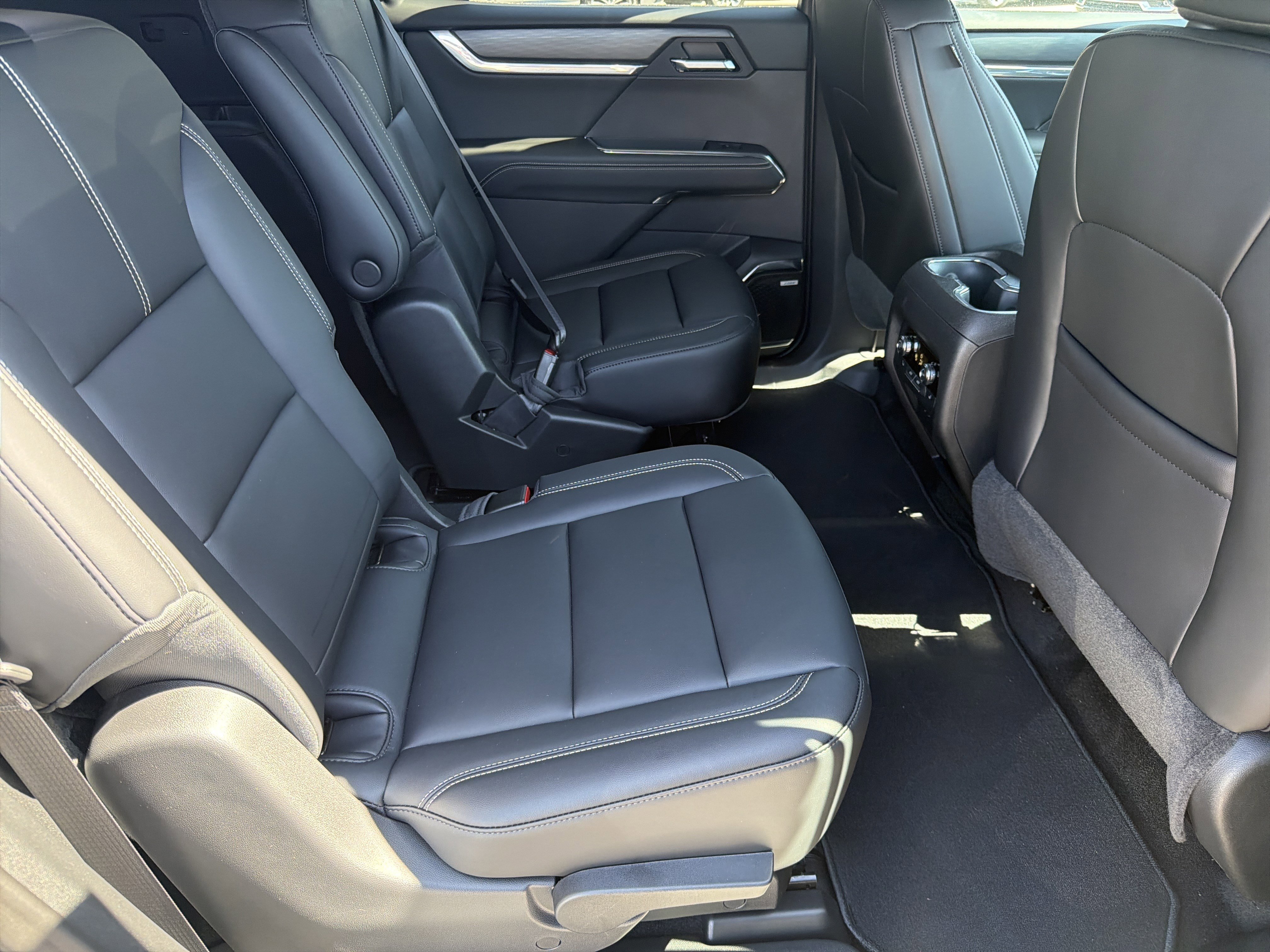 New 2026 Ebony Twilight Metallic GMC Elevation image 16
