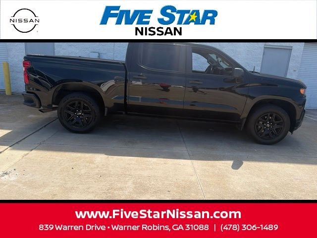 Used 2020 Black Chevrolet Custom image 4