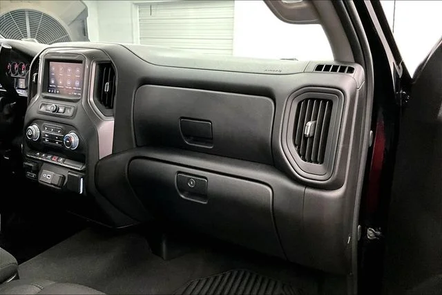 Used 2024 Onyx Black GMC Pro image 19