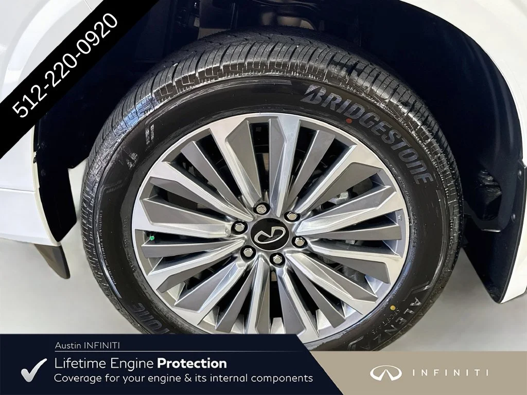 New 2027 White INFINITI LUXE image 43
