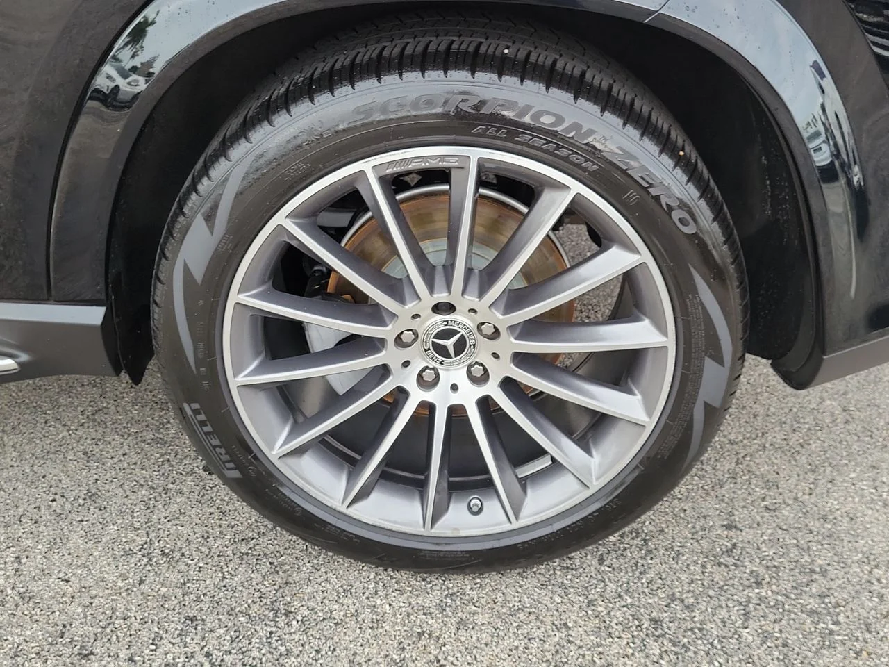 Certified Used 2024 Black Mercedes-Benz GLE 450 image 11