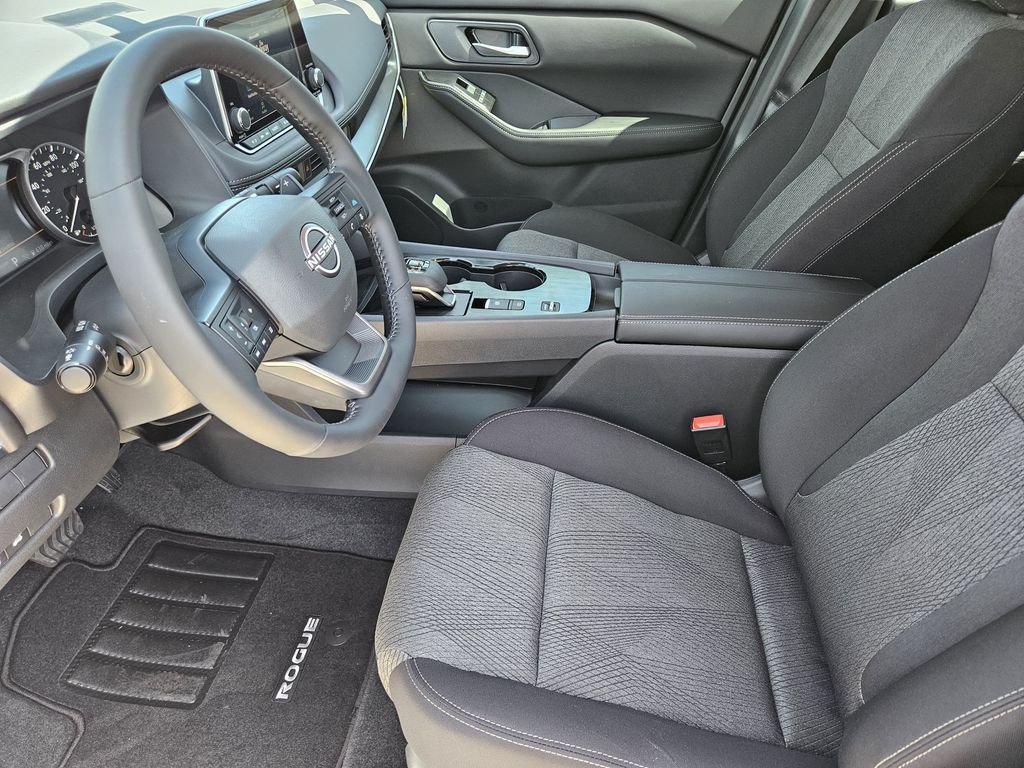 New 2026 Everest White Pearl TriCoat Nissan SV image 12