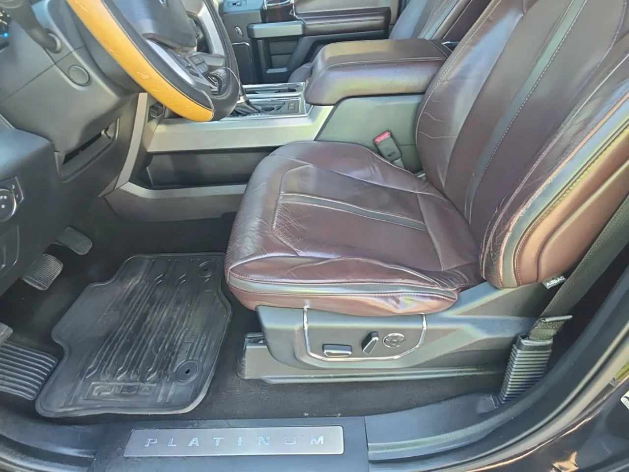 Used 2015 Black Ford Platinum image 16