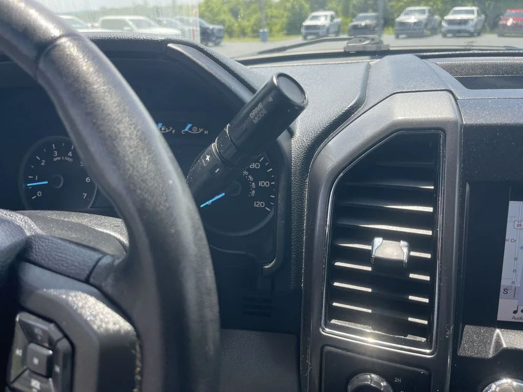 Used 2019 Red Ford XLT image 25