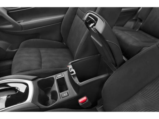 Used 2015 Cayenne Red Nissan SV image 21