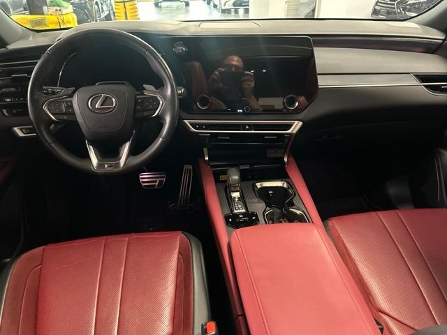2024 Lexus RX Hybrid 500h - Photo 16