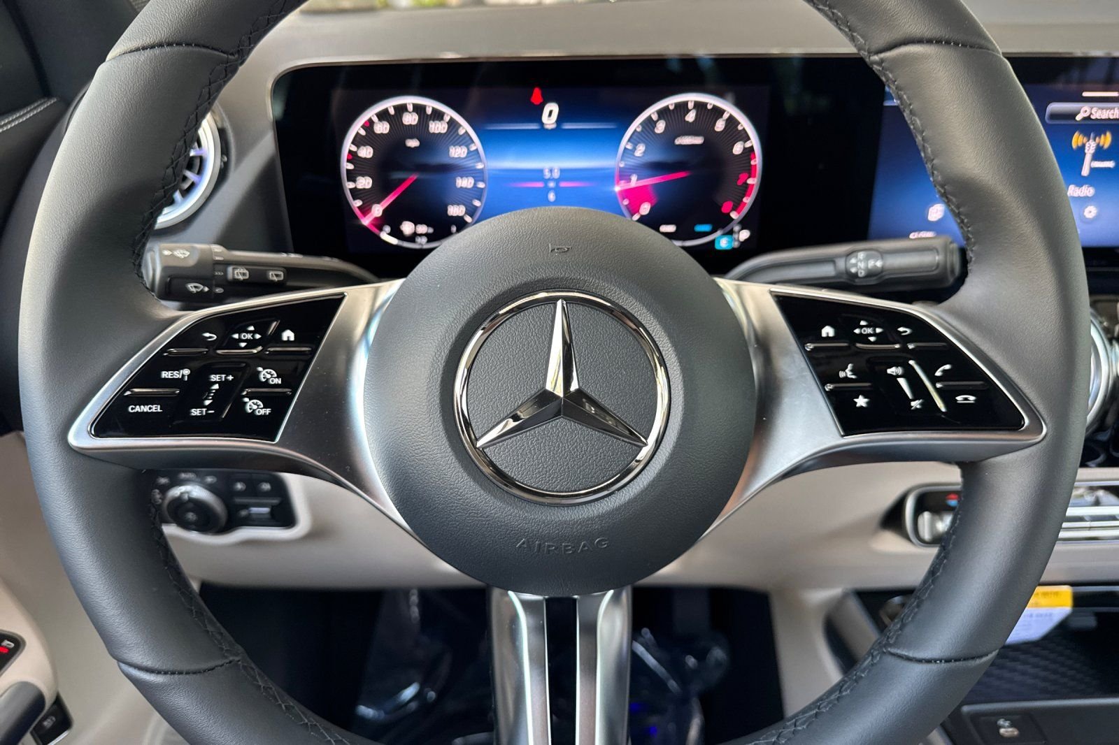 New 2026 Night Black Mercedes-Benz GLA 250 image 21